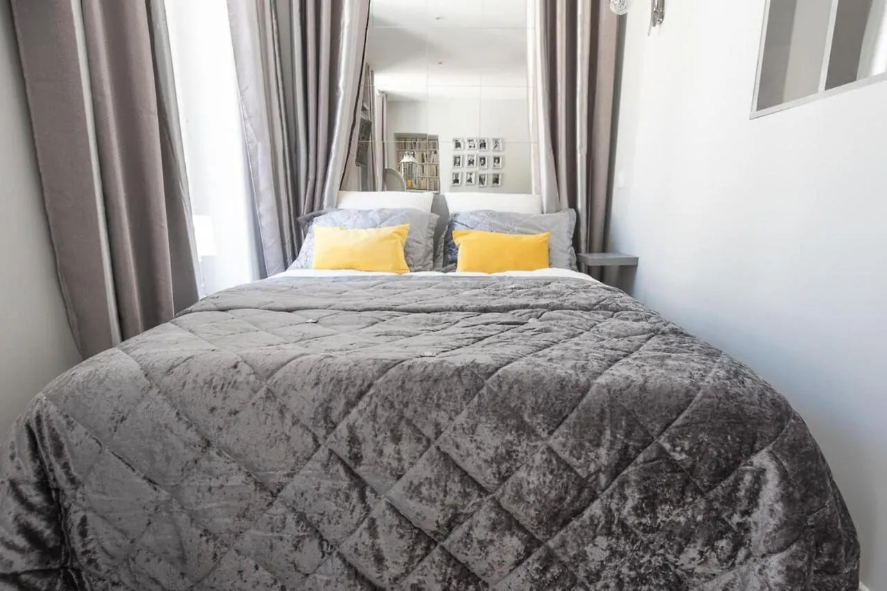 Le Petit Prince- Studio Cosy 2 Pers -Metro Valmy Лион
